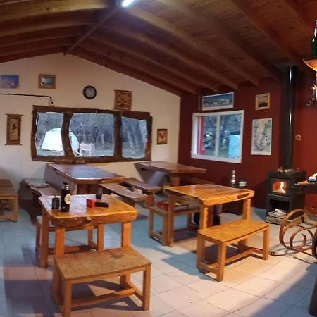 Camping Rio De Las Vueltas El Chaltén Exterior foto
