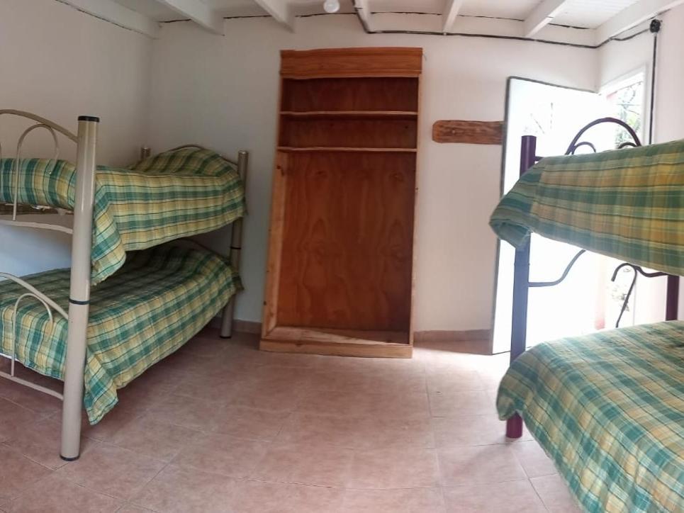 Camping Rio De Las Vueltas El Chaltén Zimmer foto